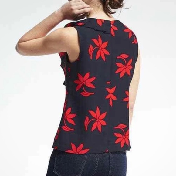 BANANA REPUBLIC Bloomcore Pleated Ruffle Sleevelss Blouse Red Black Size 10 - Picture 2 of 9